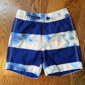 Tie dye Gap kids boys swim trunks size XS (4-5)